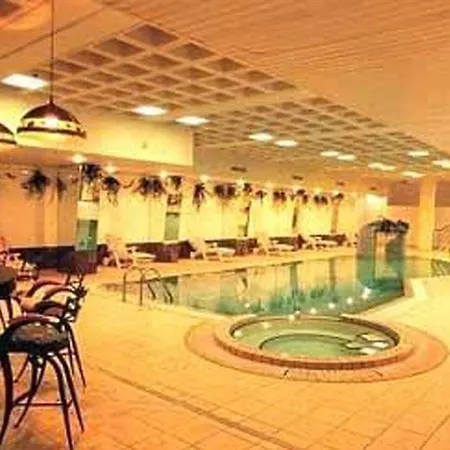 Hotel Center